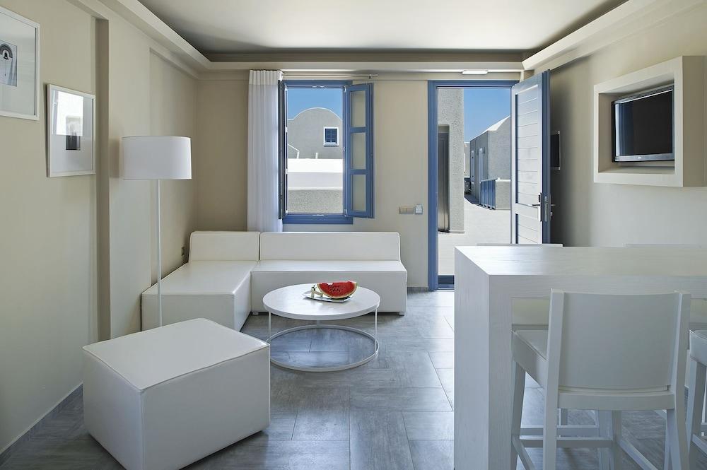 Acroterra Rosa Luxury Suites & Spa Akrotírion Buitenkant foto