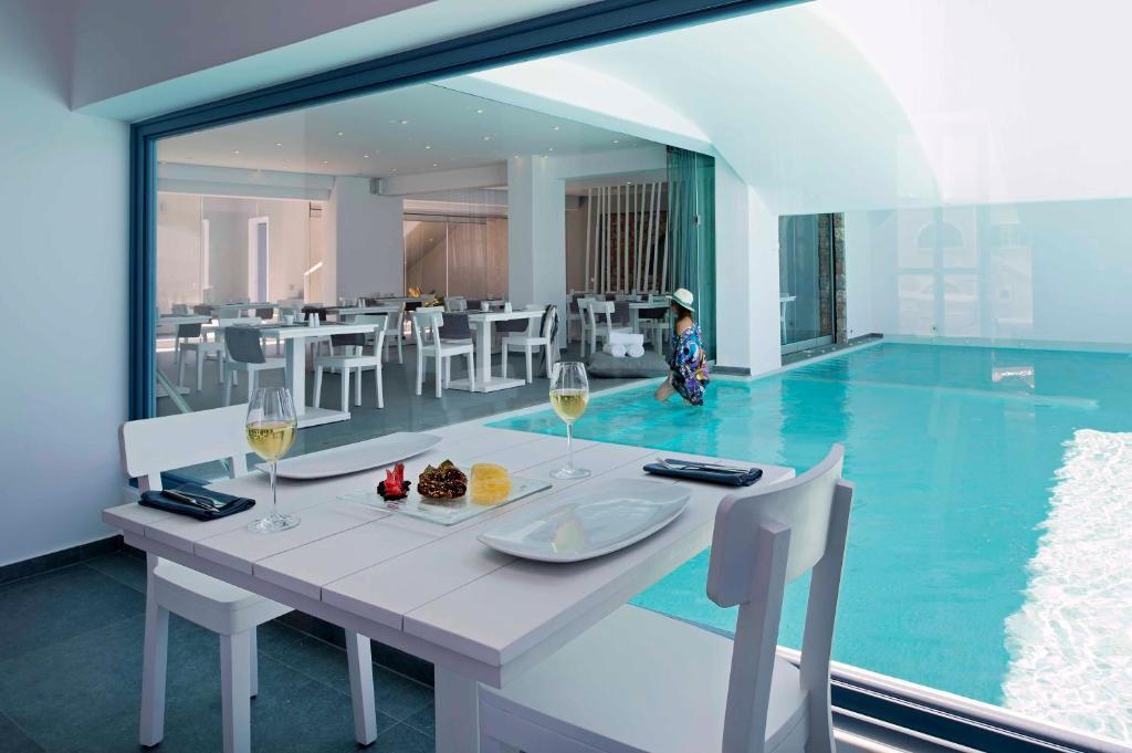 Acroterra Rosa Luxury Suites & Spa Akrotírion Buitenkant foto
